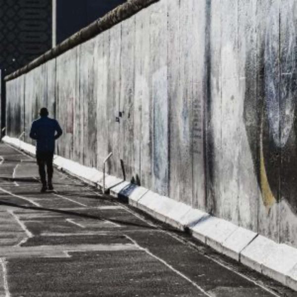 Миграция и маргинализация – малцинства в контекста на съвременното робовладелство, неоколониализма на заселниците и корпоративната отговорност – аудио курс